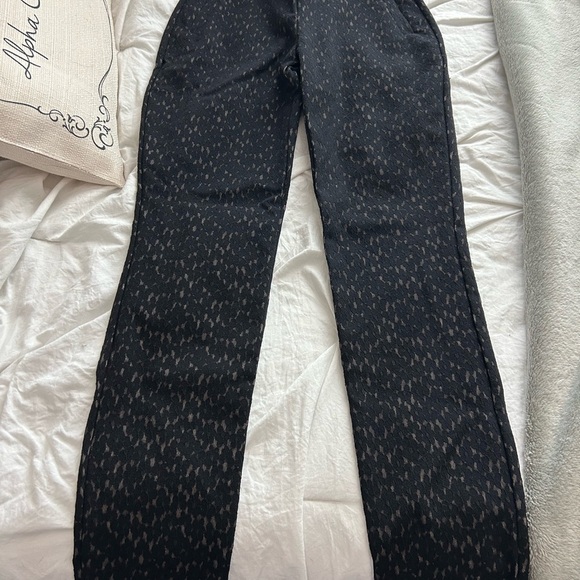 Wolford Black Lace Bonded Trousers Pull On Pants Leggings Pockets Luxury size 6 - Picture 5 of 9